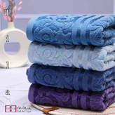 حوله حمام مخمل بهباف اذر طرح تیلا سایز ۱۰۰ در ۱۶۰